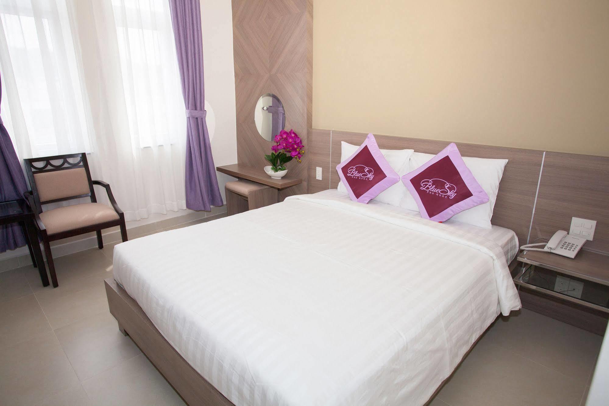 Blue Sky Phu Quoc Hotel Bagian luar foto