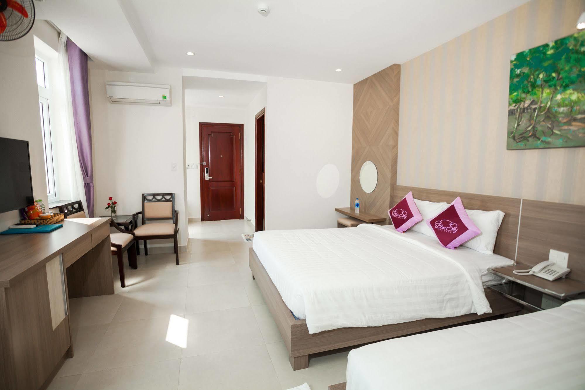 Blue Sky Phu Quoc Hotel Bagian luar foto